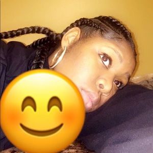 Meet your Posher, Alonzia